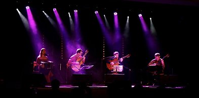 Kolbudy: Zagrali tango na trzy gitary-22553
