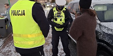 Pruszcz Gd.: Sok z cytryny dla piratów drogowych, odblaski dla wzorowych kierowców-22760