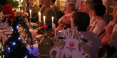 Smaki świąt na stole. „Powiatowy Stół Bożonarodzeniowy” w Trąbkach Wielkich-23148