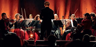 Pruszcz Gdański: Koncert „Taniec godzin” na zakończenie roku-23653