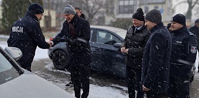 Nowe policyjne radiowozy w powiecie gdańskim-23725