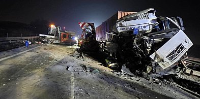 Wieczorna kolizja na S6. Trzy pojazdy uszkodzone