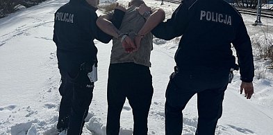 Pościg na DK91. Poszukiwany listem gończym 39-latek zatrzymany przez policję