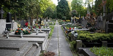 Hieny cmentarne w rękach policji. Okradli również pruszczański cmentarz