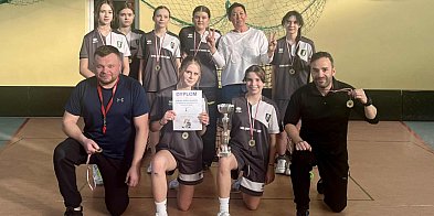 Mistrzynie z Suchego Dębu. Są najlepsze w powiecie!-22463