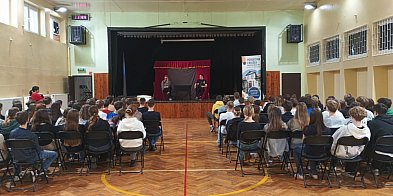 „Szkolna elita” – spektakl o hejcie i przemocy-22556
