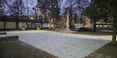 Pruszcz Gdański: Trwa rewitalizacja Placu Wyzwolenia-22950