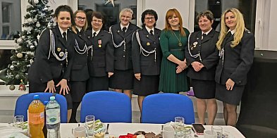 Suchy Dąb: Strażacy świętowali w nowej remizie-23589