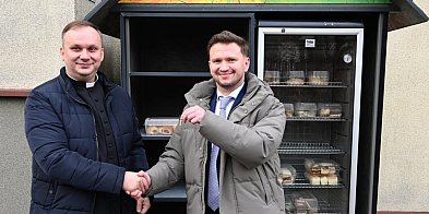 Pierwsza Lodówka Społeczna w Pszczółkach już dostępna-23632