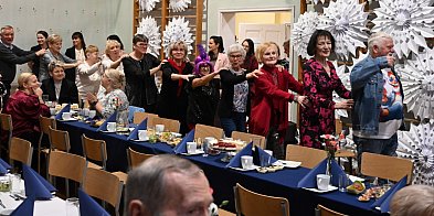 Seniorzy świętowali Nowy Rok i Dzień Babci i Dziadka