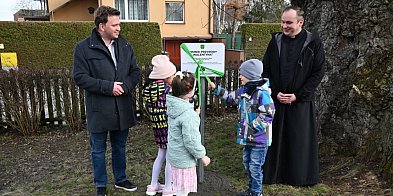 Kolnik powitał wiosnę. Mieszkańcy spotkali się przy...