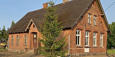 Nowe życie szkoły w Starej Hucie. Rok działań...