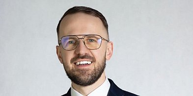 Już po głosowaniu. Karol Kardasiński stracił mandat...