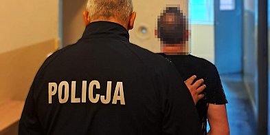 Poszukiwany 49-latek wpadł podczas kontroli. Miał ponad