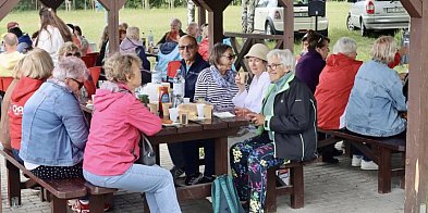Seniorzy z gminy Kolbudy integrowali się w Bąkowie