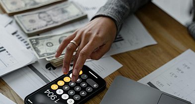 Stabilność systemu a bezpieczeństwo decyzji inwestycyjnych