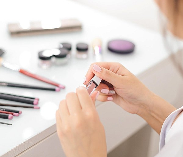 Nie używaj tych kosmetyków. GIS ostrzega przed produktami-23064