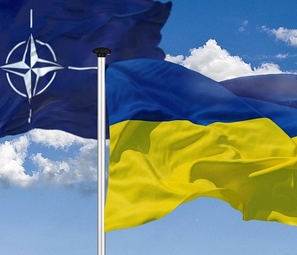 Premier Wielkiej Brytanii zwołuje pilne spotkanie liderów-23275