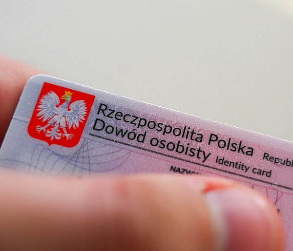 Nie musisz już biec do fotografa. Zdjęcie do dokumentów zrobisz w domu-23513