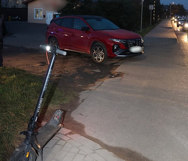 Pruszcz Gdański: Wypadek z udziałem 16-latki na hulajnodze-23505