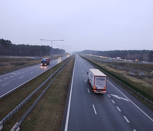 Lipiec przyniesie nowy obowiązek. Kierowcy będą musieli to mieć-23994