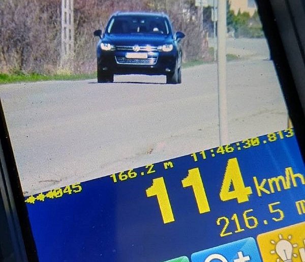 Suchy Dąb: 34-latek wpadł z prędkością 114 km/h w obszarze zabudowanym!