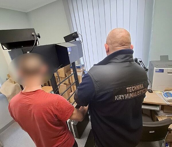 Dwóch mężczyzn z narkotykami zatrzymali kryminalni z pruszczańskiej komendy
