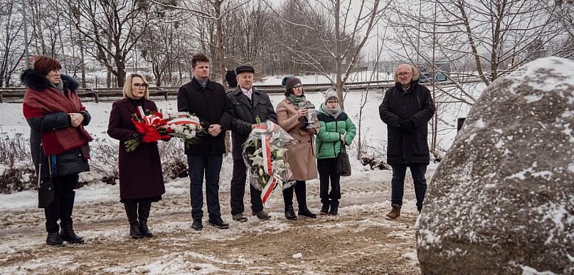 81 lat temu gnano ich w mrozie, głodzie, skrajnie wycieńczonych. Oddano im hołd