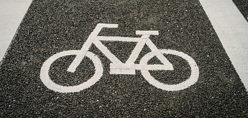 Kolbudy inwestują w bezpieczeństwo – powstaną nowe ścieżki pieszo-rowerowe