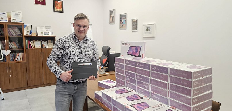 Nowoczesny sprzęt multimedialny dla szkół w Pruszczu Gdańskim