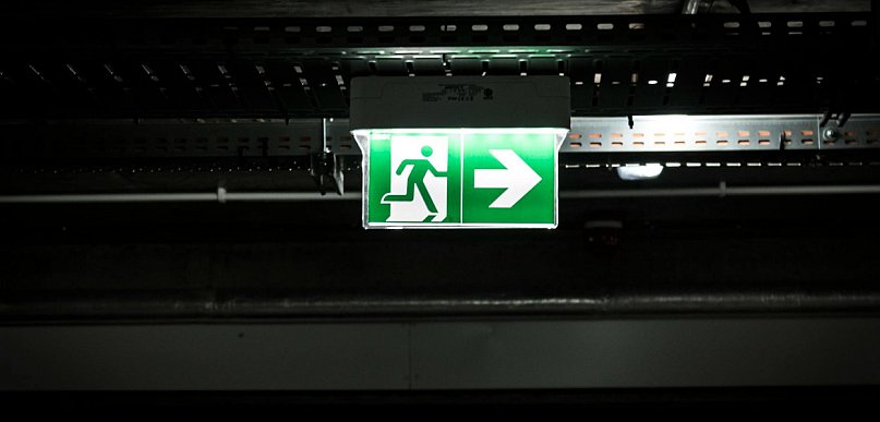 Ćwiczenia ewakuacyjne – organizacja i najczęstsze błędy