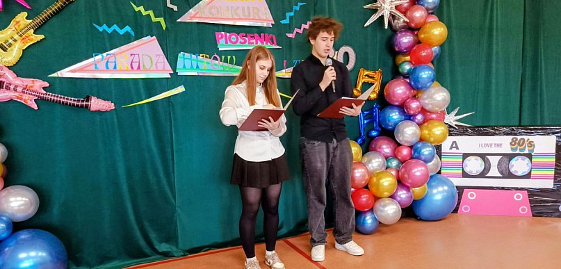 Muzyczna podróż do lat 80. w Wocławach. Za nami XVIII „Parada Hitów”