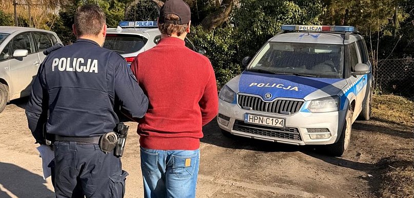 Pszczółki: 33-latek zatrzymany. Okradł sklep