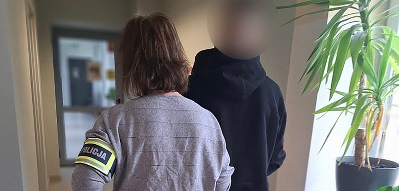 Seria kradzieży w Pruszczu Gdańskim. Podejrzany zatrzymany w Tczewie