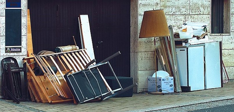 Objazdowa zbiórka odpadów w Gminie Cedry Wielkie. Rusza majowa „wystawka”