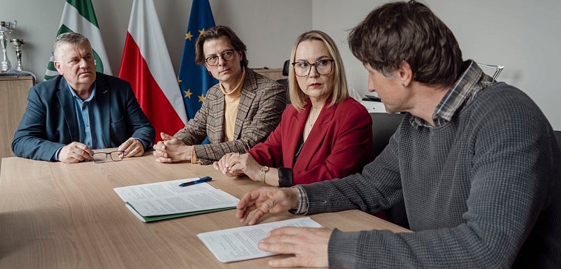 Nowa szkoła i świetlica w Straszynie – podpisano umowę na projekt