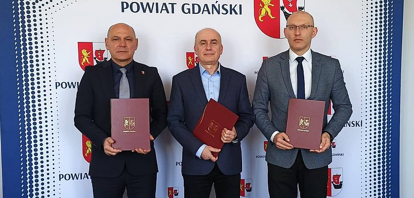 Rusza przebudowa drogi Osice-Giemlice. Starosta podpisał umowę z wykonawcą