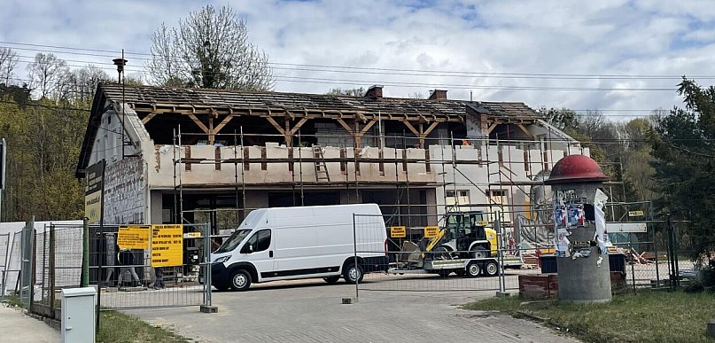 Remiza OSP Kolbudy w przebudowie. Trwa modernizacja budynku