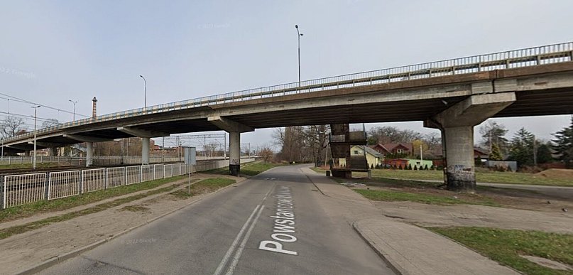 Pruszcz Gd.: Wiadukt nie zostanie zamknięty w czerwcu. Trwają rozmowy o linii 132