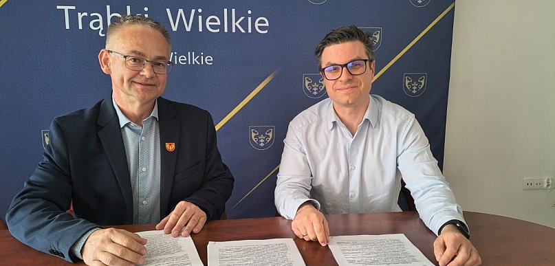 Podpisano umowy na projekty przebudowy ulic w Trąbkach Wielkich i Kłodawie