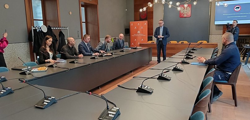 Mniej ciężarówek, mniej korków. Ograniczenia na DK91 w Pruszczu przyniosły efekty