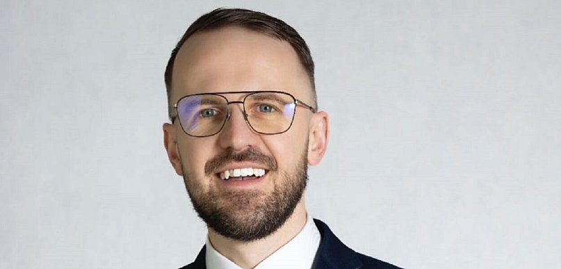 Sprawa mandatu radnego Karola Kardasińskiego trafiła do sądu