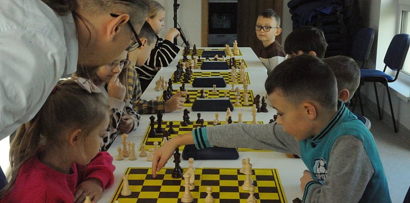 Kto został szachowym mistrzem gminy Suchy Dąb? - 22718