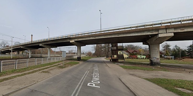 Pruszcz Gd.: Wiadukt nie zostanie zamknięty w czerwcu. Trwają rozmowy o linii 132