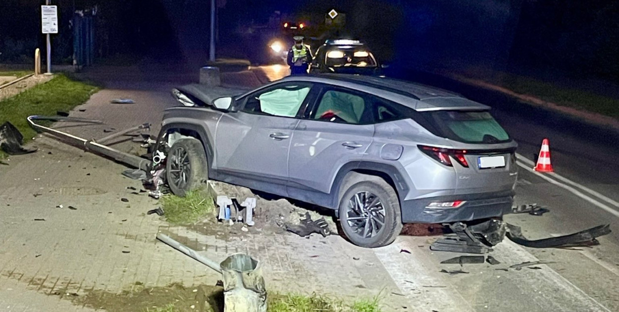 Nocny wypadek w Kolbudach. Kierowca w szpitalu