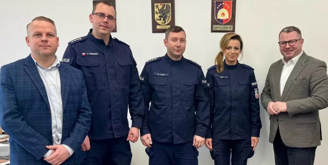 83-latka utknęła autem w lesie. Wójt podziękował tym, którzy przyszli z pomocą