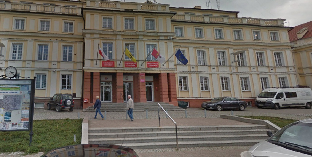 Szybko, wygodnie, bez kolejek – starostwo powiatowe uruchamia Urzędomat