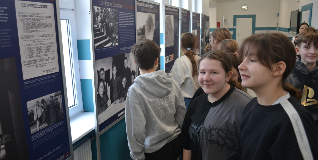 Historia na wyciągnięcie ręki. Wystawa IPN w Przejazdowie