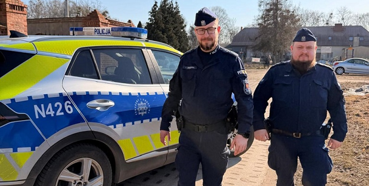 Dzielnicowi z Trąbek Wielkich ruszyli na pomoc. Uratowali 67-latka