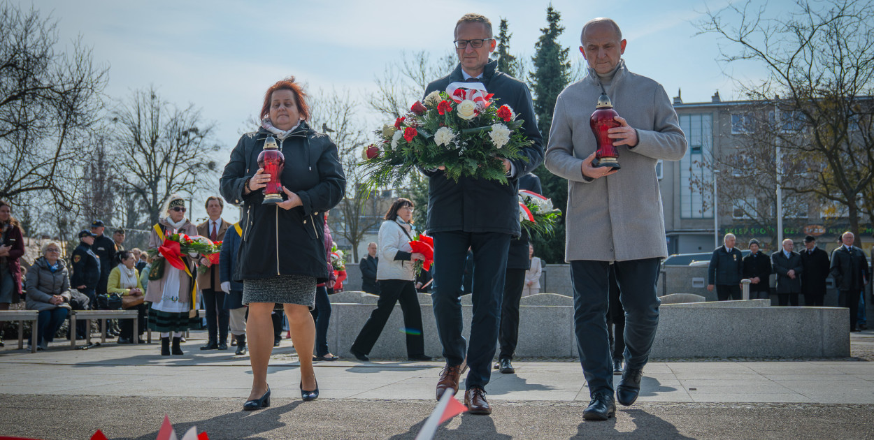 Złożono kwiaty w rocznicę powrotu Pruszcza Gdańskiego do macierzy